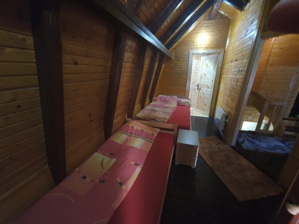 Renovirana kuća u Rajskom selu, Kolašin — fotografija 9