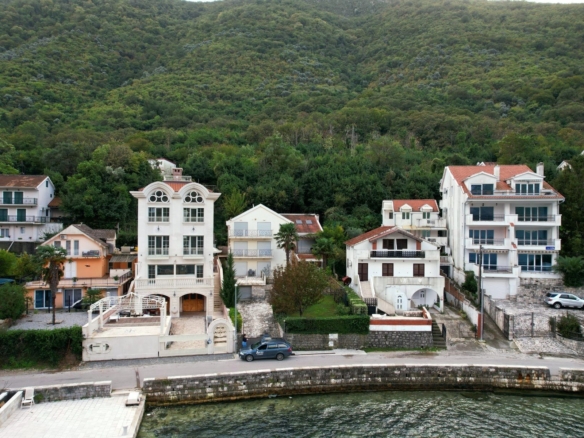 Kuća 280 m² – Stoliv, Kotor — fotografija 2