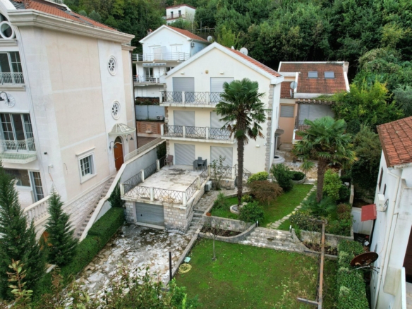 Kuća 280 m² – Stoliv, Kotor — fotografija 18