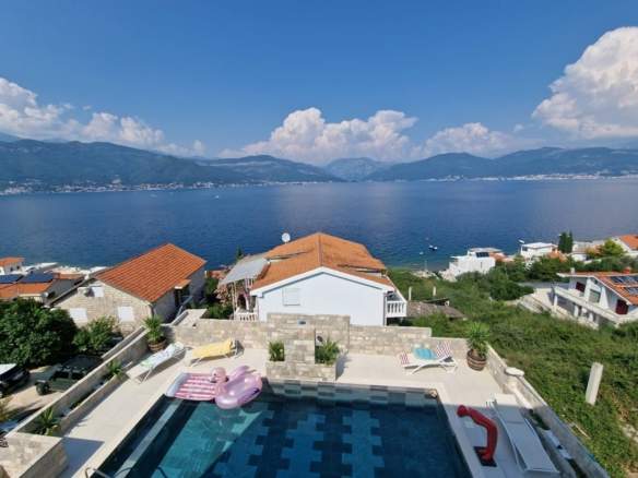 Kuća 280 m² – Krašići, Tivat — fotografija 2