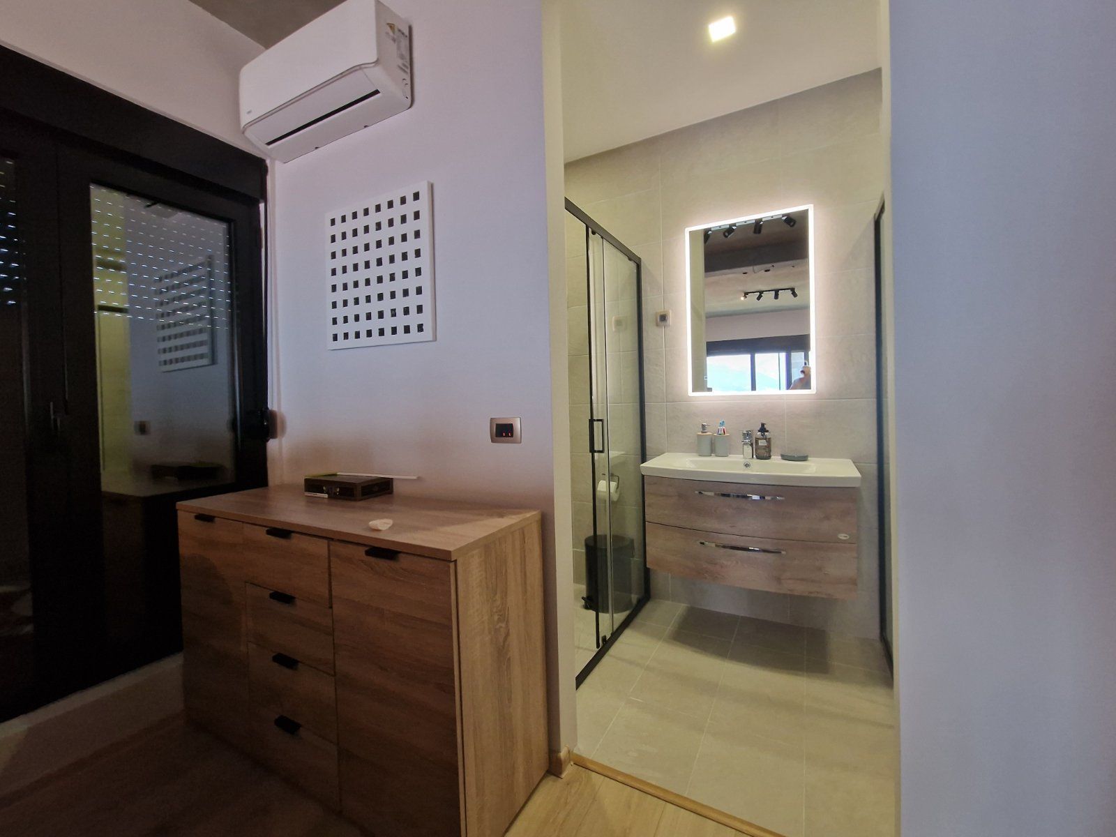 b491e953-9ca8-4745-8ebc-39889c3c4697 Kuća 280 m² – Krašići, Tivat — fotografija 12