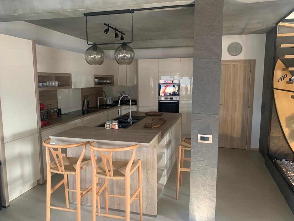 5cdd6f20-221d-4e76-a79f-d9152ec2a27a Kuća 280 m² – Krašići, Tivat — fotografija 17