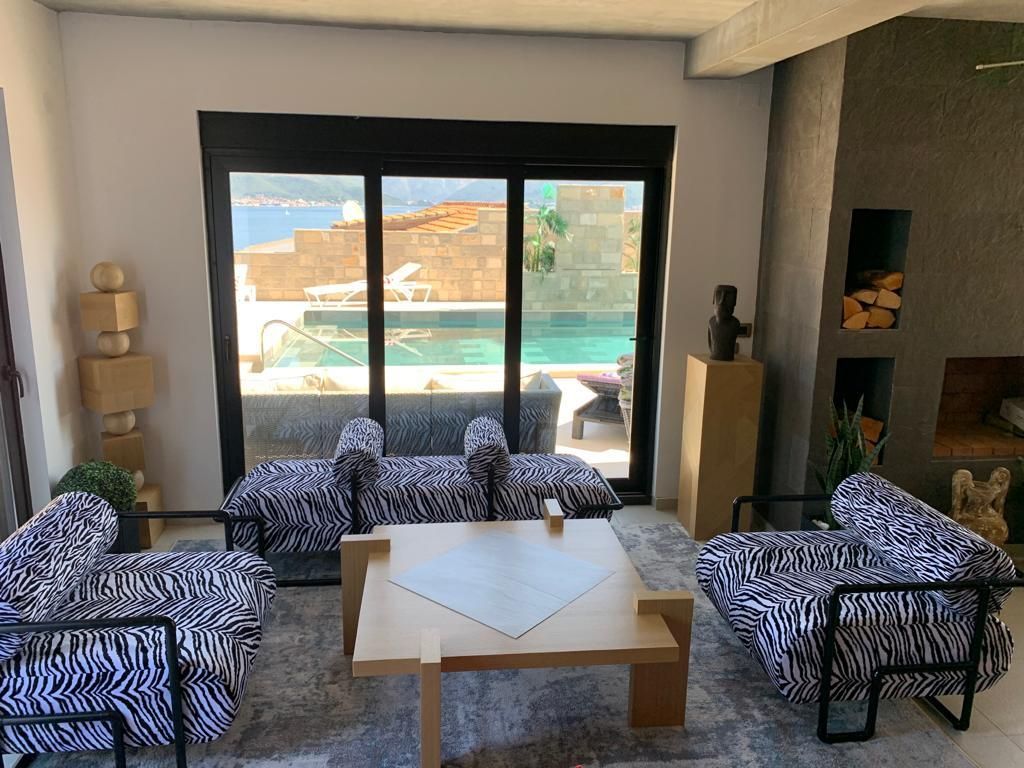 4f704a57-e1f5-47b4-8c18-5d85c7b2329c Kuća 280 m² – Krašići, Tivat — fotografija 20