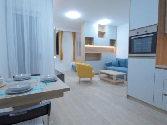 Moderno opremljen studio apartman na atraktivnoj lokaciji, Bečići (NA PERIOD OD 01.10.2026 DO 01.06.2027)
