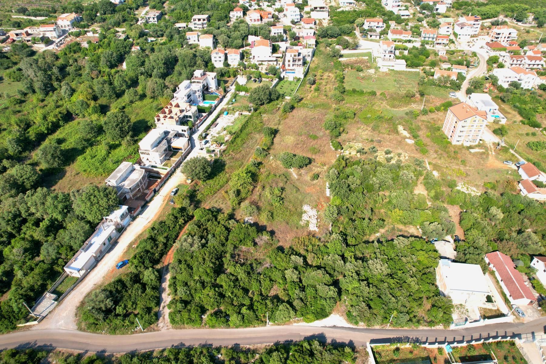 93e8f378-6e3a-44b1-949a-21abfa42a577 Plac u Krimovici, Kotor — fotografija 5