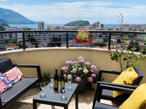 Dvosoban stan sa pogledom na more, Dubovica, Budva — fotografija 4