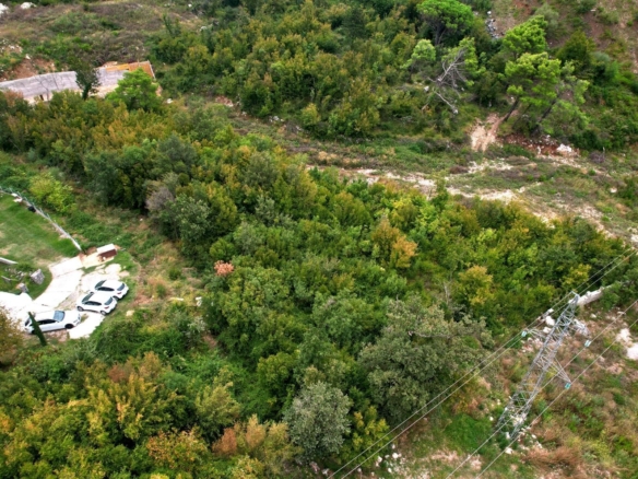 Urbanizovan plac 1093m2 Markovici,Budva
