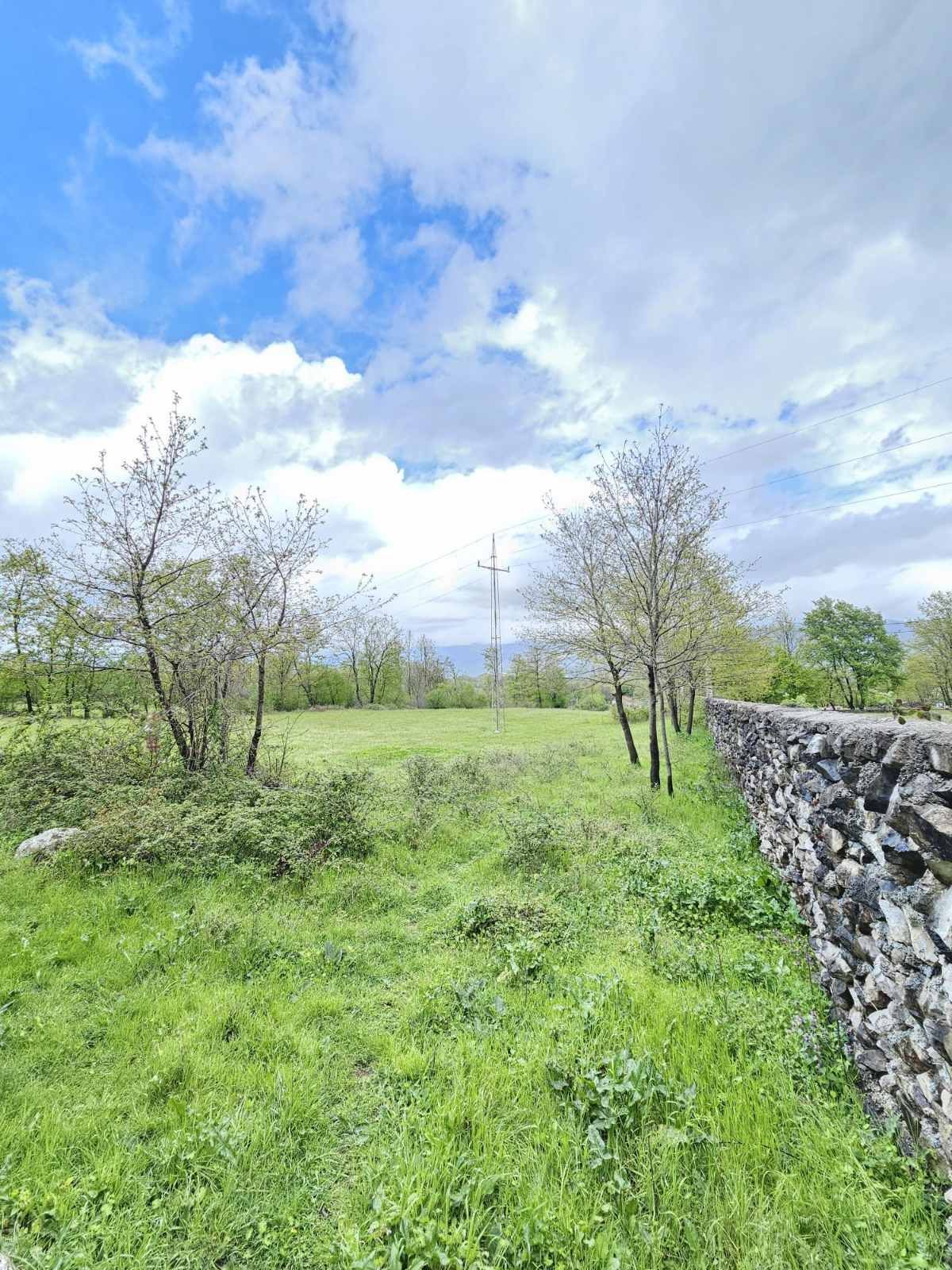 a1b3e0be-edf8-452e-b286-4910352ce8e2 Plac u Novom Selu, Danilovgrad — fotografija 3
