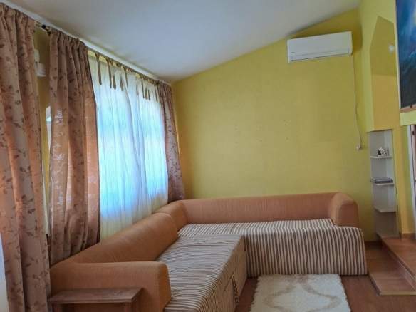 Izdavanje: Trosoban stan 100 m² – Seljanovo, Tivat — fotografija 11