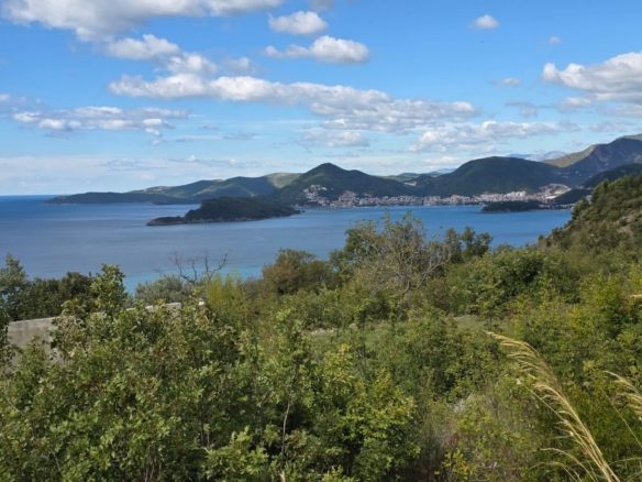 Prodaja urbanizovanog zemljista 697 m² sa pogledom na more – Blizikuće