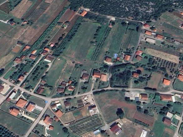 Prodaja Građevinsko-poljoprivrednog Zemljišta 4104m2 u Berima, Podgorica