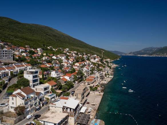 Kuća 200 m² – Krašići, Tivat — fotografija 9