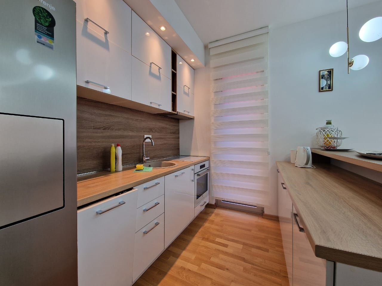 0fb94f72-6d1c-4d65-baf5-bf4658d8cf3c Izdavanje: Trosoban stan 95 m² – Bečići, Budva — fotografija 12