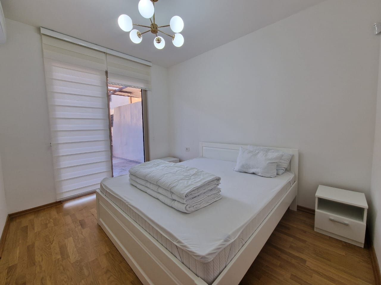 f63045d1-5811-48c0-821c-5675bea0485a Izdavanje: Trosoban stan 95 m² – Bečići, Budva — fotografija 20