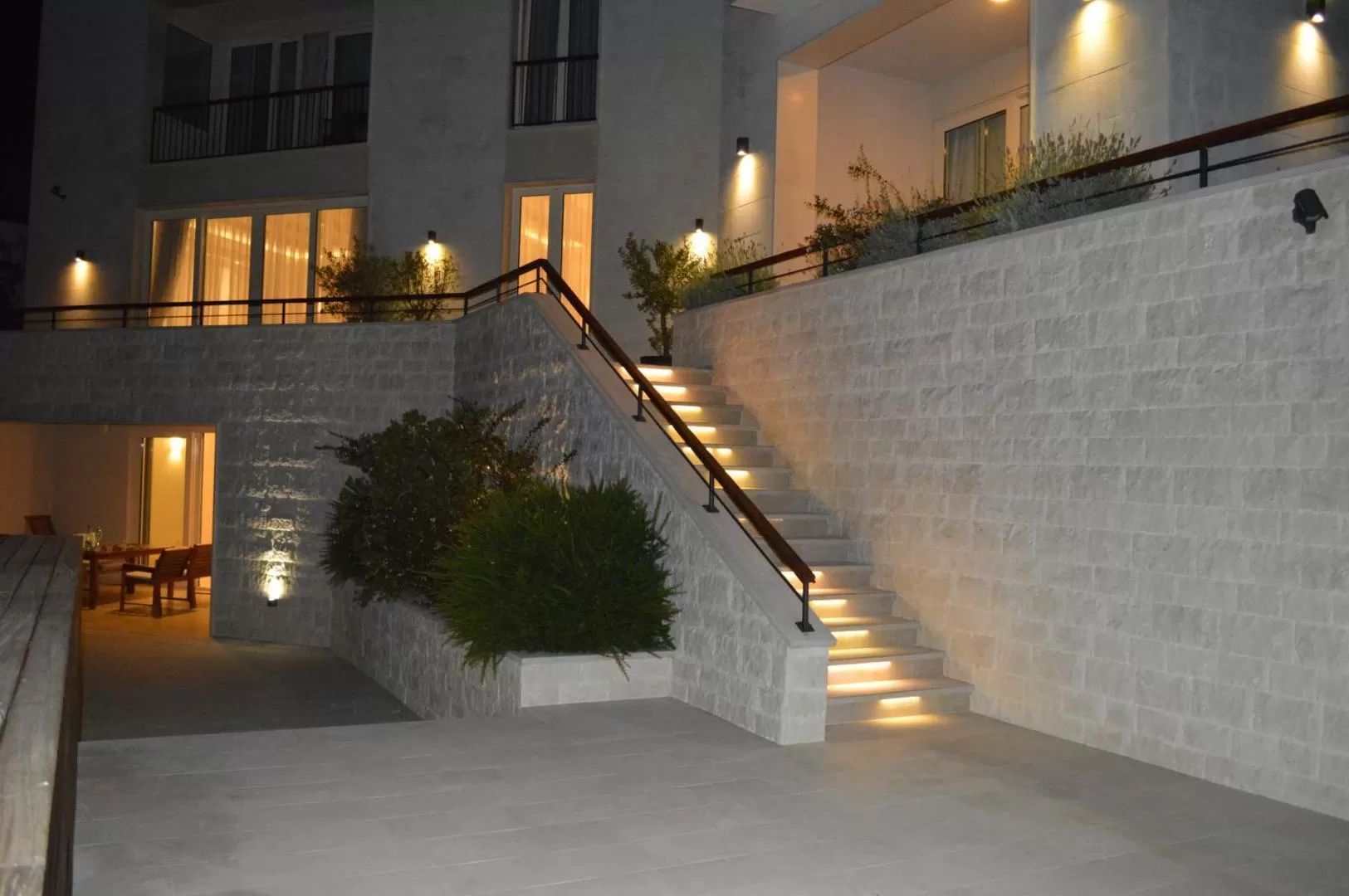 Vila Blizikuće prodaja Izdavanje: Kuća 600 m² – Blizikuće, Budva — fotografija 5