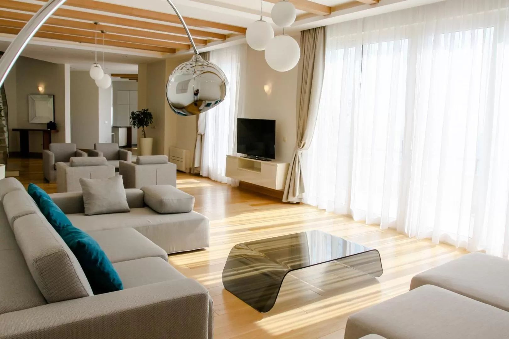 Vila Blizikuće prodaja Izdavanje: Kuća 600 m² – Blizikuće, Budva — fotografija 8