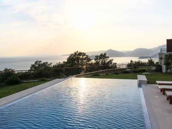 Izdavanje: Kuća 600 m² – Blizikuće, Budva — fotografija 13