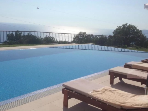 Izdavanje: Kuća 600 m² – Blizikuće, Budva — fotografija 17