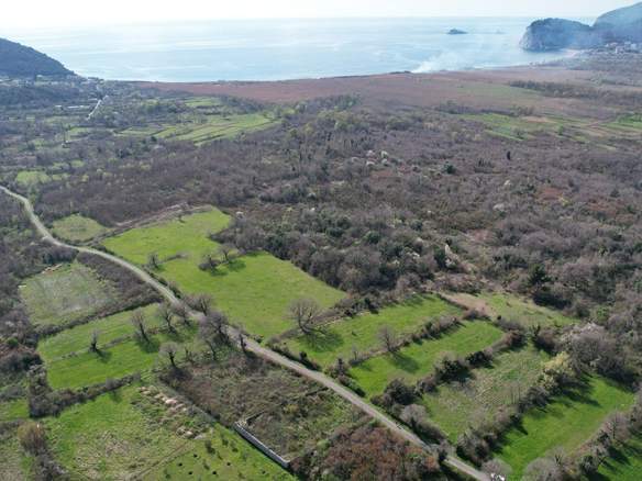 Plac 7.665 m² – Buljarica, Budva — fotografija 9