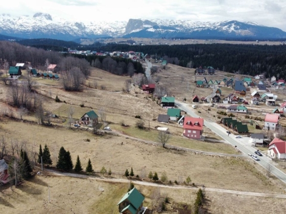 Prodaja Zemljišta na Zabljaku 13000m2
