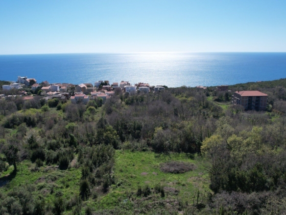 Prodaja urbanizovanog placa 985 m² – Krimovica, Kotor