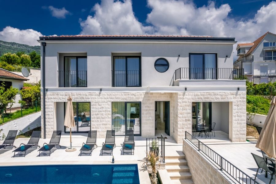 Kuća 250 m² – Tivat — fotografija 3