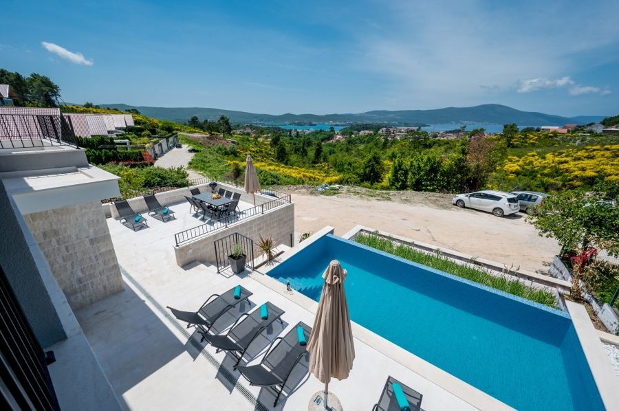 Kuća 250 m² – Tivat — fotografija 4