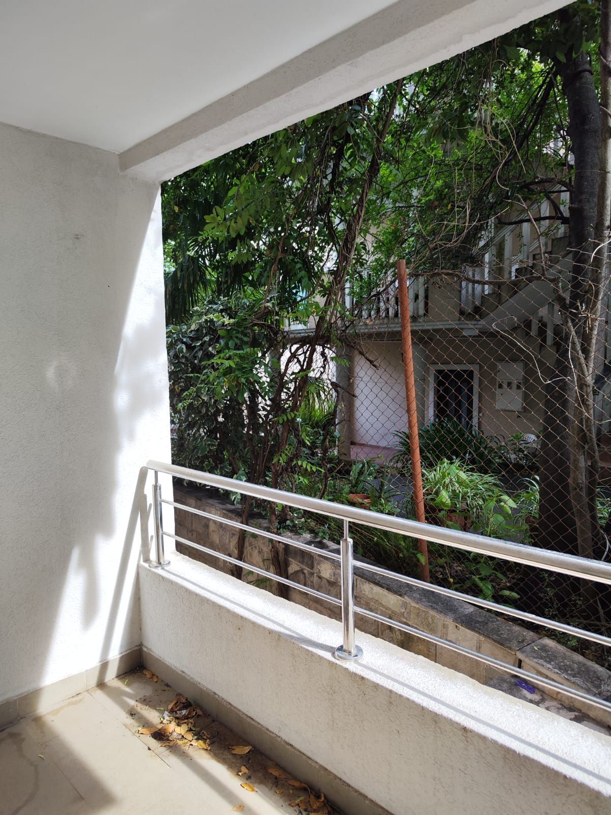 Dvije namještene garsonjere u centru Budve — fotografija 10