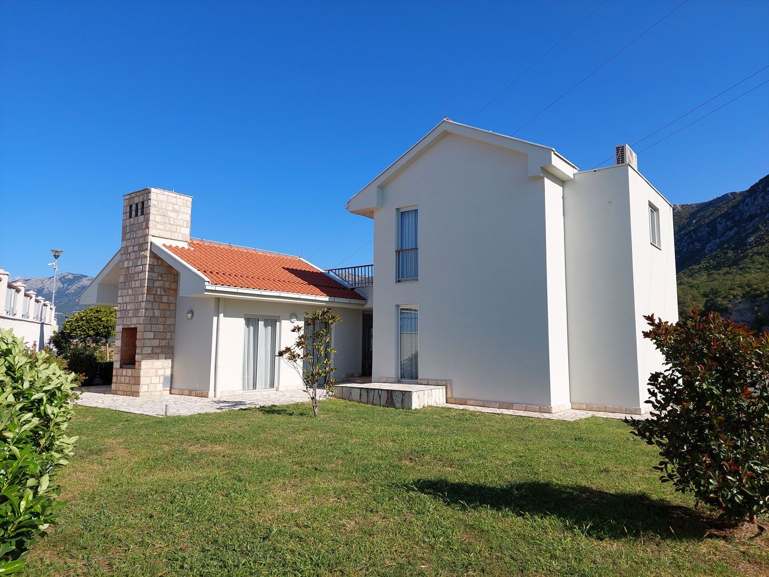 ccd3bd6e-3e21-4fb3-a29c-5de81e3d9332 Kuća 160 m² – Sveti Stefan, Budva — fotografija 2