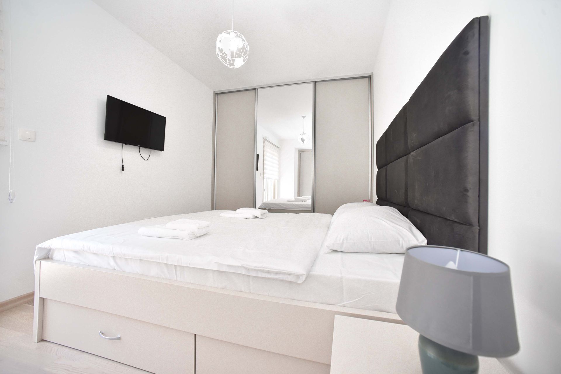 Izdavanje: Dvosoban stan 74 m² – Budva — fotografija 5