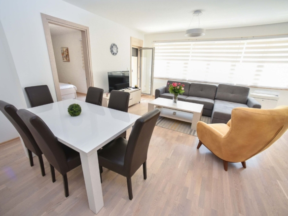 Izdavanje: Dvosoban stan 74 m² – Budva — fotografija 9