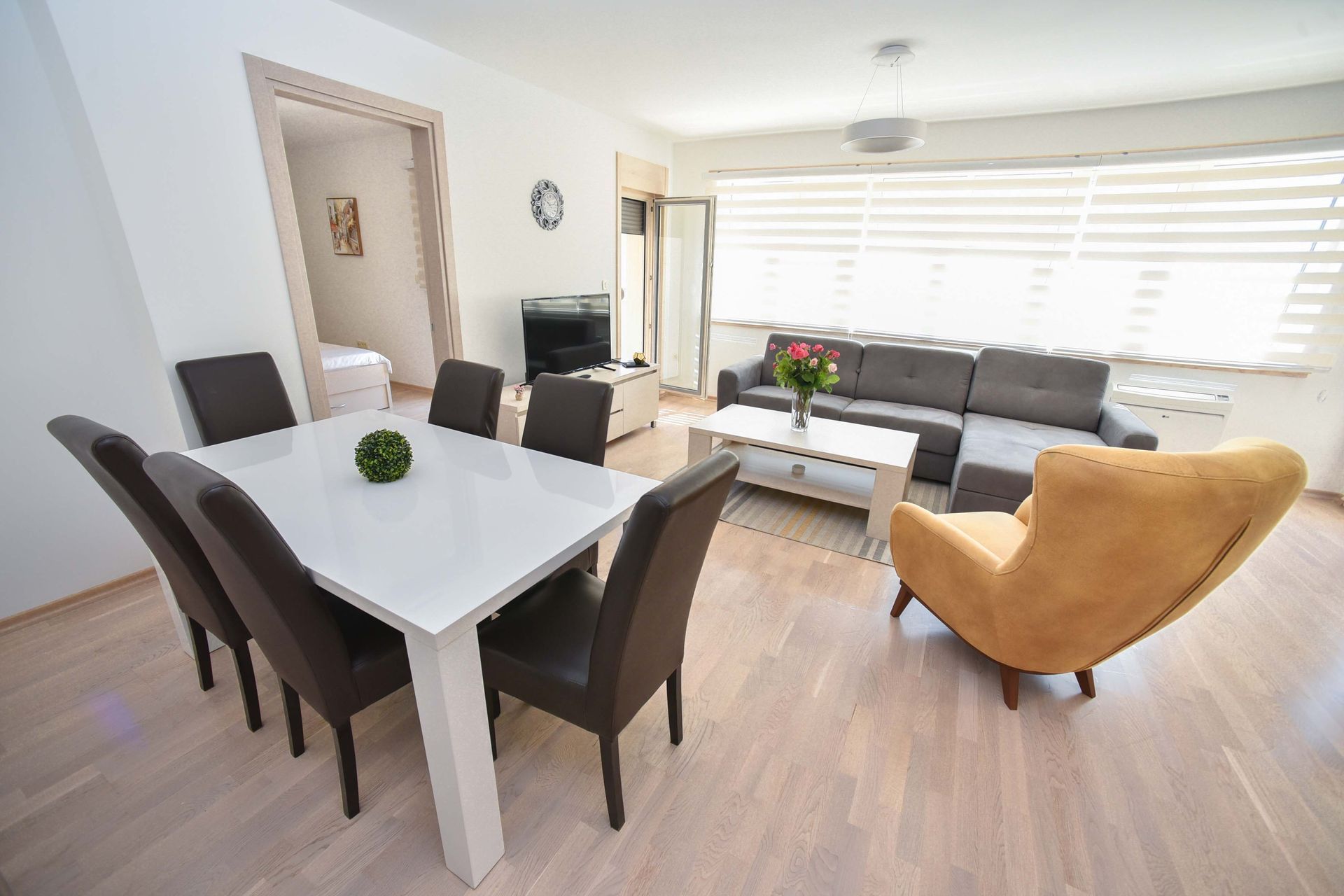 Izdavanje: Dvosoban stan 74 m² – Budva — fotografija 9