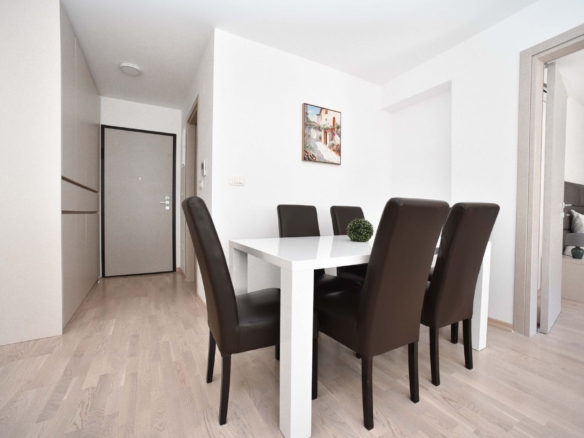 Izdavanje: Dvosoban stan 74 m² – Budva — fotografija 11