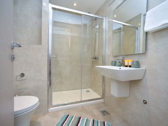 Izdavanje: Dvosoban stan 74 m² – Budva — fotografija 19