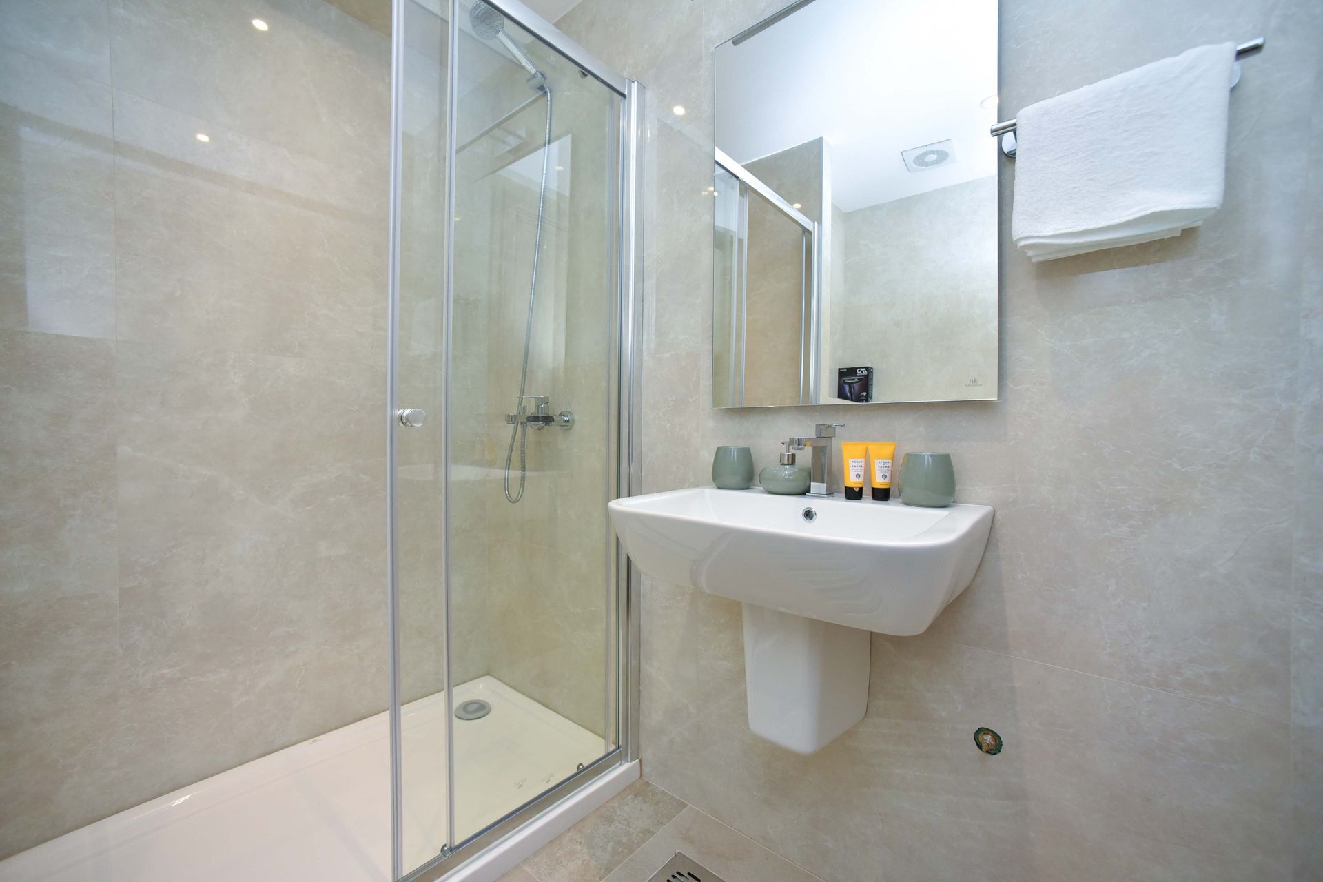 Izdavanje: Dvosoban stan 74 m² – Budva — fotografija 20