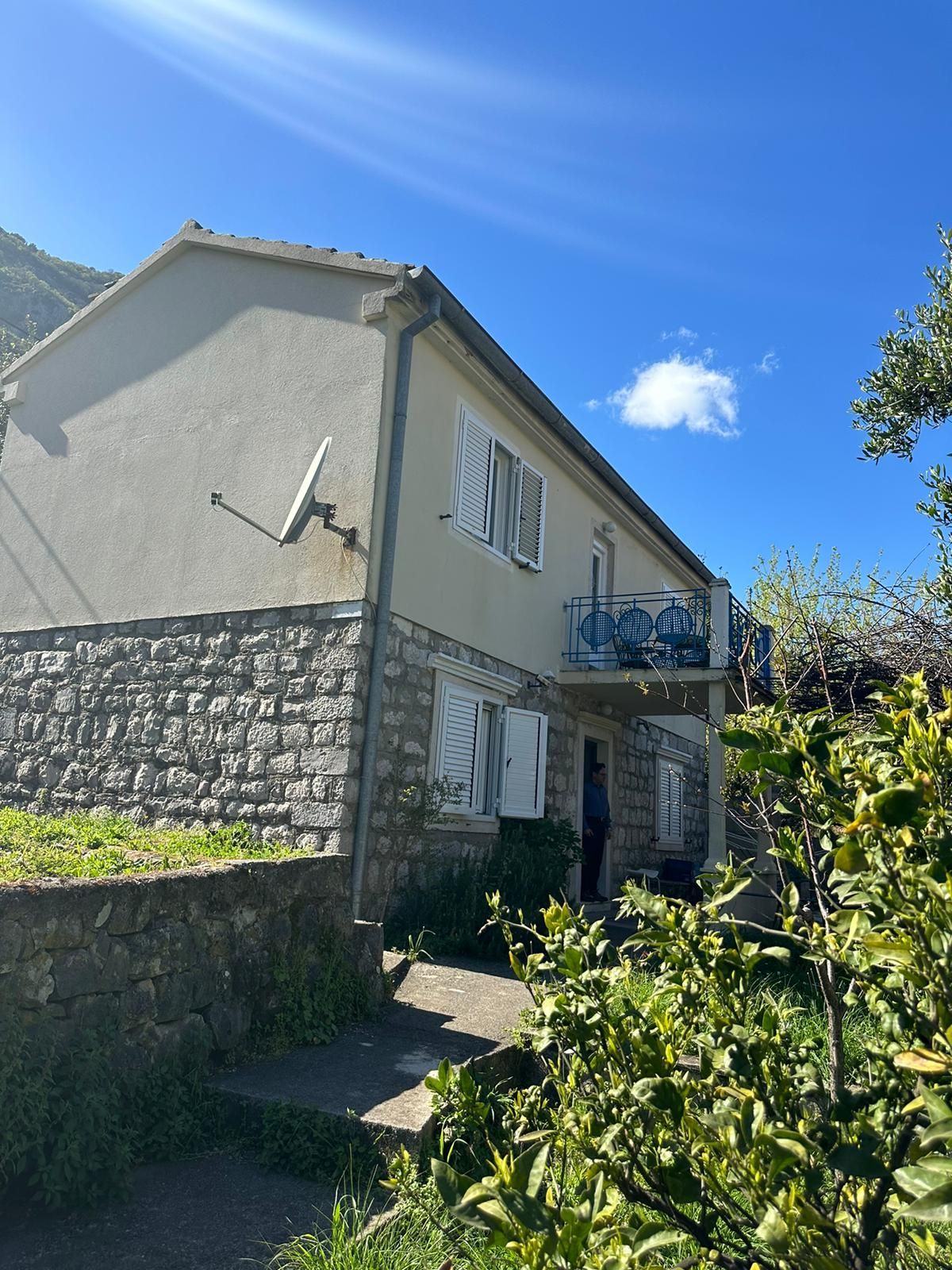 Kuća sa pogledom na more u Muu, Kotor