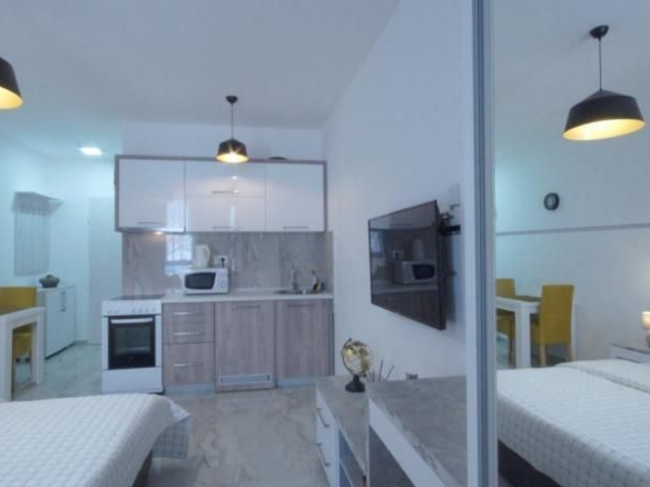 Garsonjera za izdavanje, 27 m² sa garaznim mestom – Budva,Maslinski put (dostupna 01.10.2026–01.07.2027)