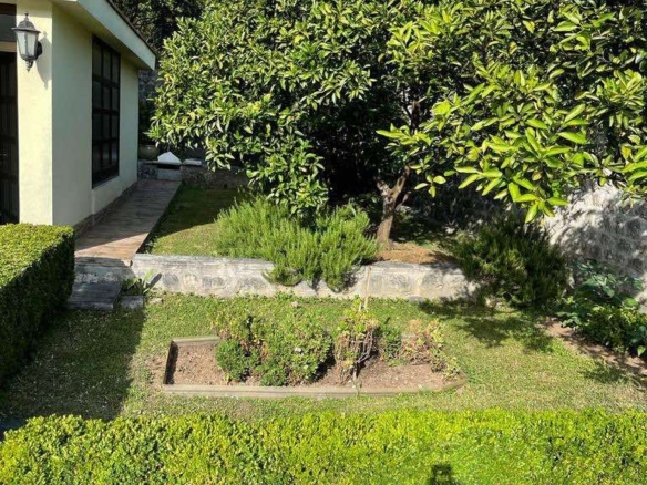 Kuća s bazenom na prvoj liniji do mora, Dobrota, Kotor — fotografija 13