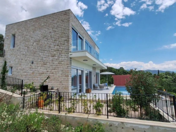 Luksuzna Mediteranska Vila sa bazenom i panoramskim pogledom na More – Podi, Herceg Novi