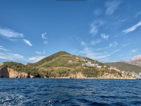 Budva, Komoševina – Građevinsko zemljište za luksuzni kompleks sa panoramskim pogledom na more