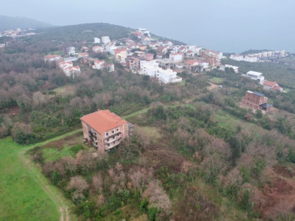 Urbanizovan plac 2500m2 sa pogledom na more- Krimovica,Kotor