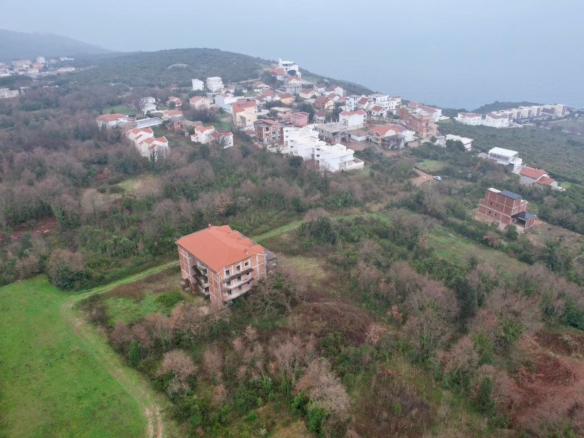 Urbanizovani plac sa pogledom na more, Krimovica, Kotor — fotografija 5