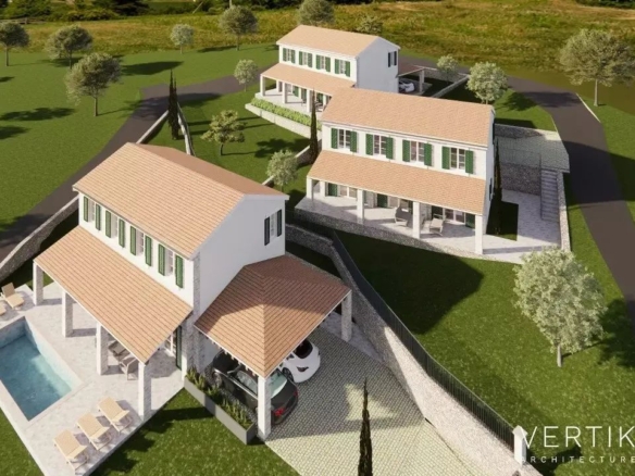Tri građevinske parcele 1.538 m² sa delimičnim pogledom na more i gotovim projektom vile, blizu plaža i Luštica Bay resorta – Mrkovi, Herceg Novi