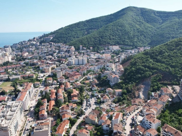 Plac 6.800 m² – Dubovica, Budva — fotografija 9