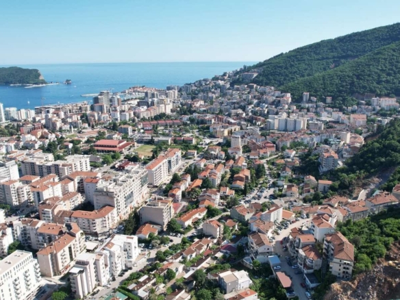 Plac 6.800 m² – Dubovica, Budva — fotografija 13
