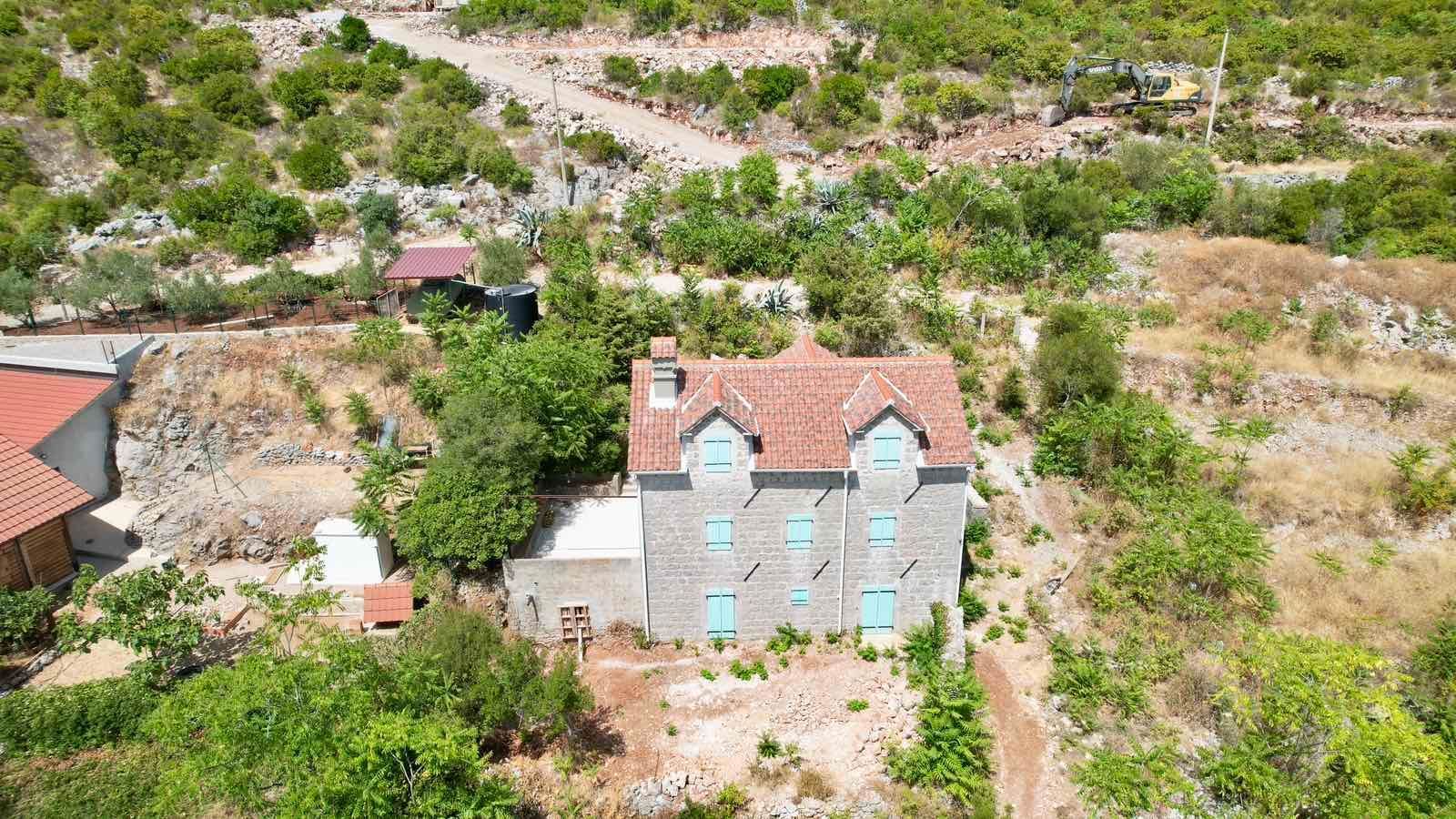 4d94a668-7a8f-499a-9d42-736b269b4f9c Kuća 138 m² – Zagora, Kotor — fotografija 13