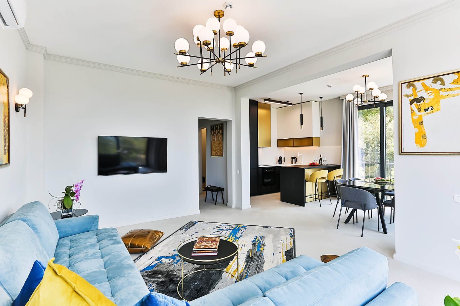 HITNA PRODAJA – Luksuzna townhouse vila 220m² sa bazenom i panoramskim pogledom na more – Reževići, Budvanska rivijera | Mogućnost odloženog plaćanja | Bez plaćanja 3% poreza