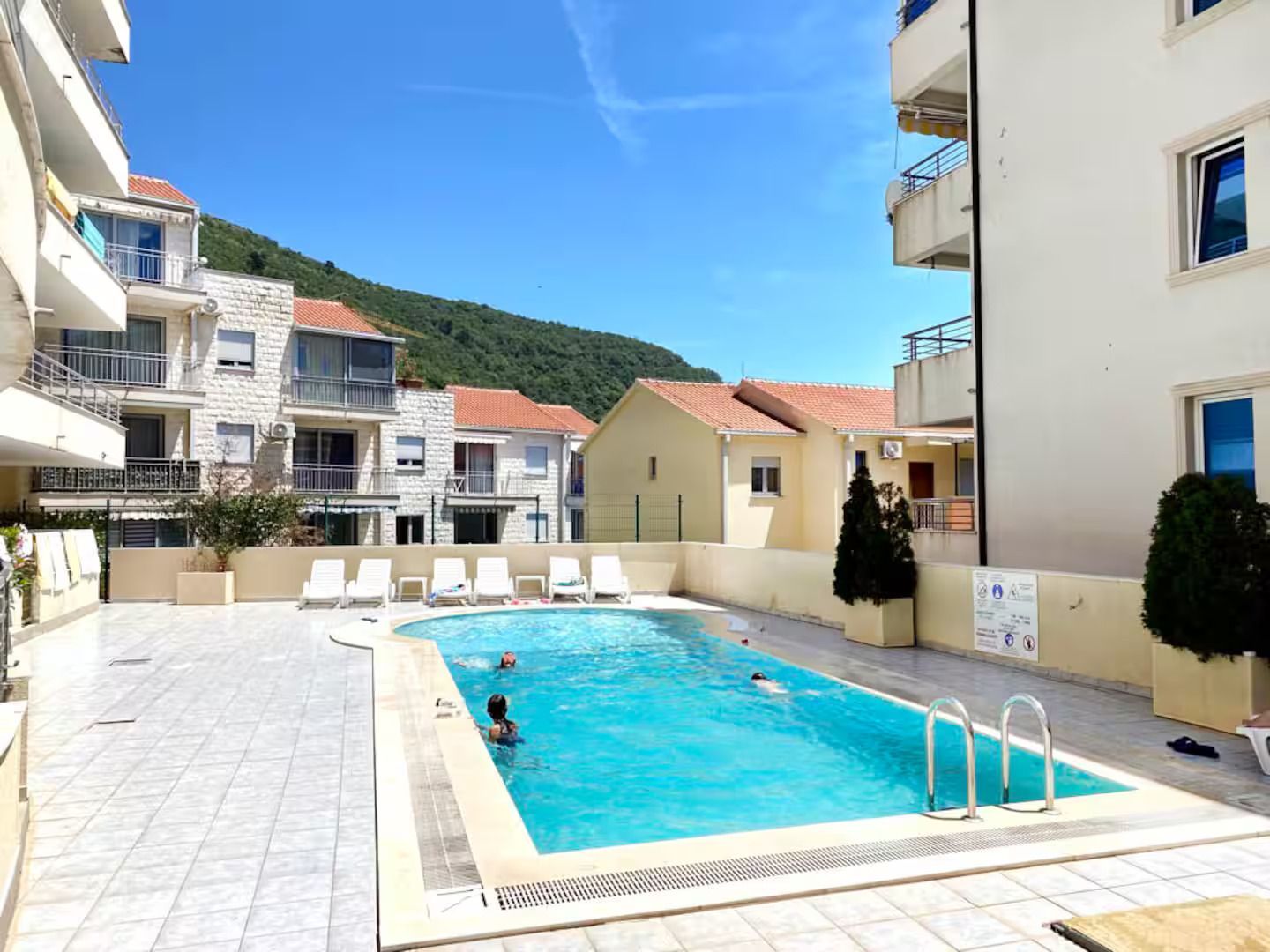 4fb35baa-8a00-4a0a-8618-7aaea84fc8bd Dvosoban stan sa terasom i pogledom na more, Petrovac, Budva — fotografija 8