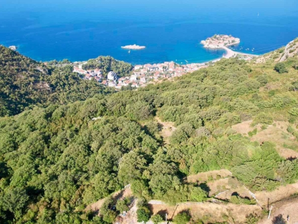 Urbanizovan plac 1530m2 sa panoramskim pogledom na more – Blizikuće, Budva