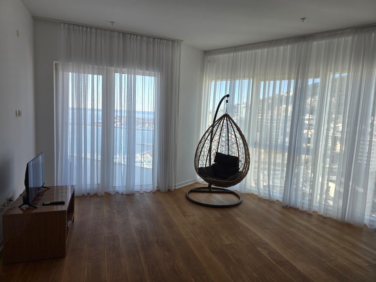 7fc24862-8f37-4245-84f6-8565f17fef6f Dvosoban stan 104 m² – Budva — fotografija 2